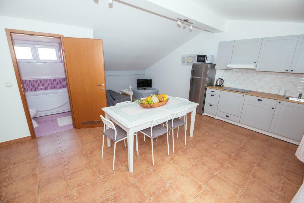 Apartmani Maksan Пакоштане Экстерьер фото