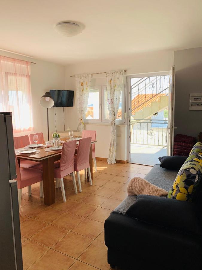 Apartmani Maksan Пакоштане Экстерьер фото